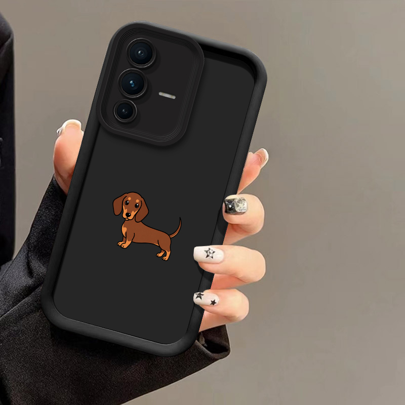 동물 디자인의 닥스훈트 강아지 그림이 그려진 비보 V7 - Vivo V40 리뷰 및 가격